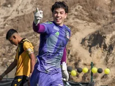 Arquero de Colo Colo Sub 18 se viste de héroe con tres penales atajados