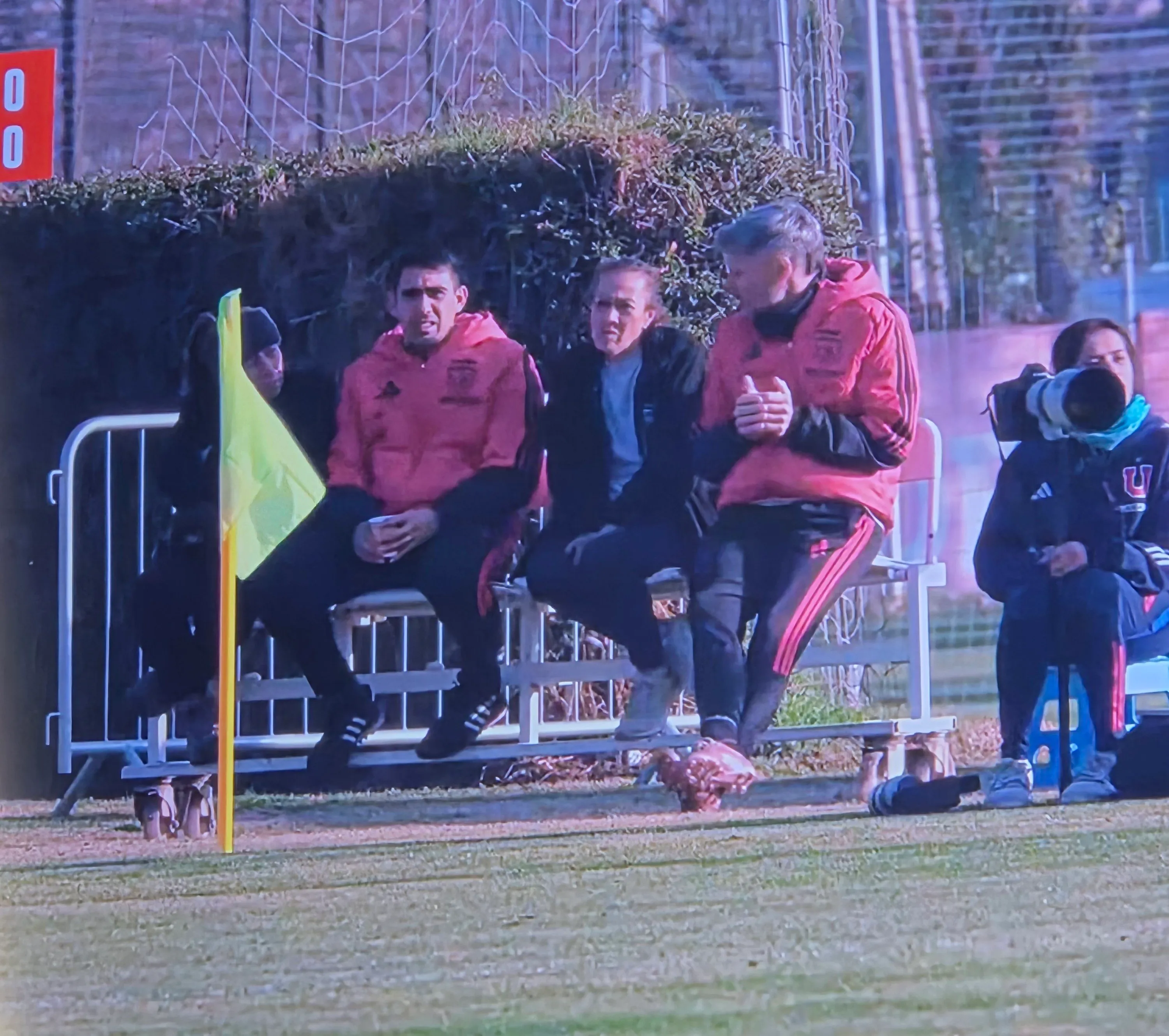 El Tano llegó a ver a la Sub 16. 