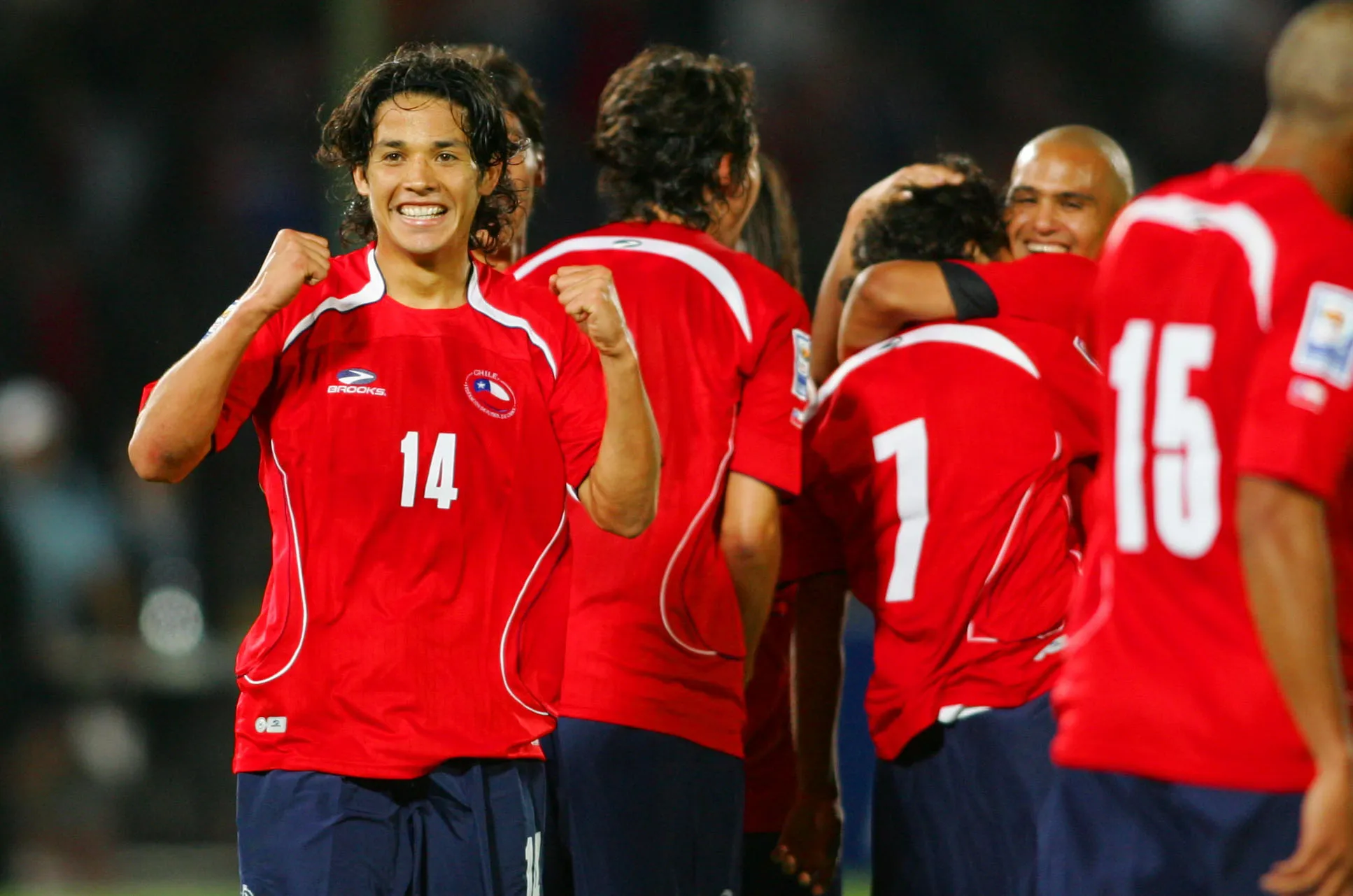 Matías Fernández presente con la Roja. Imagen: ANDRES PINA/PHOTOSPORT