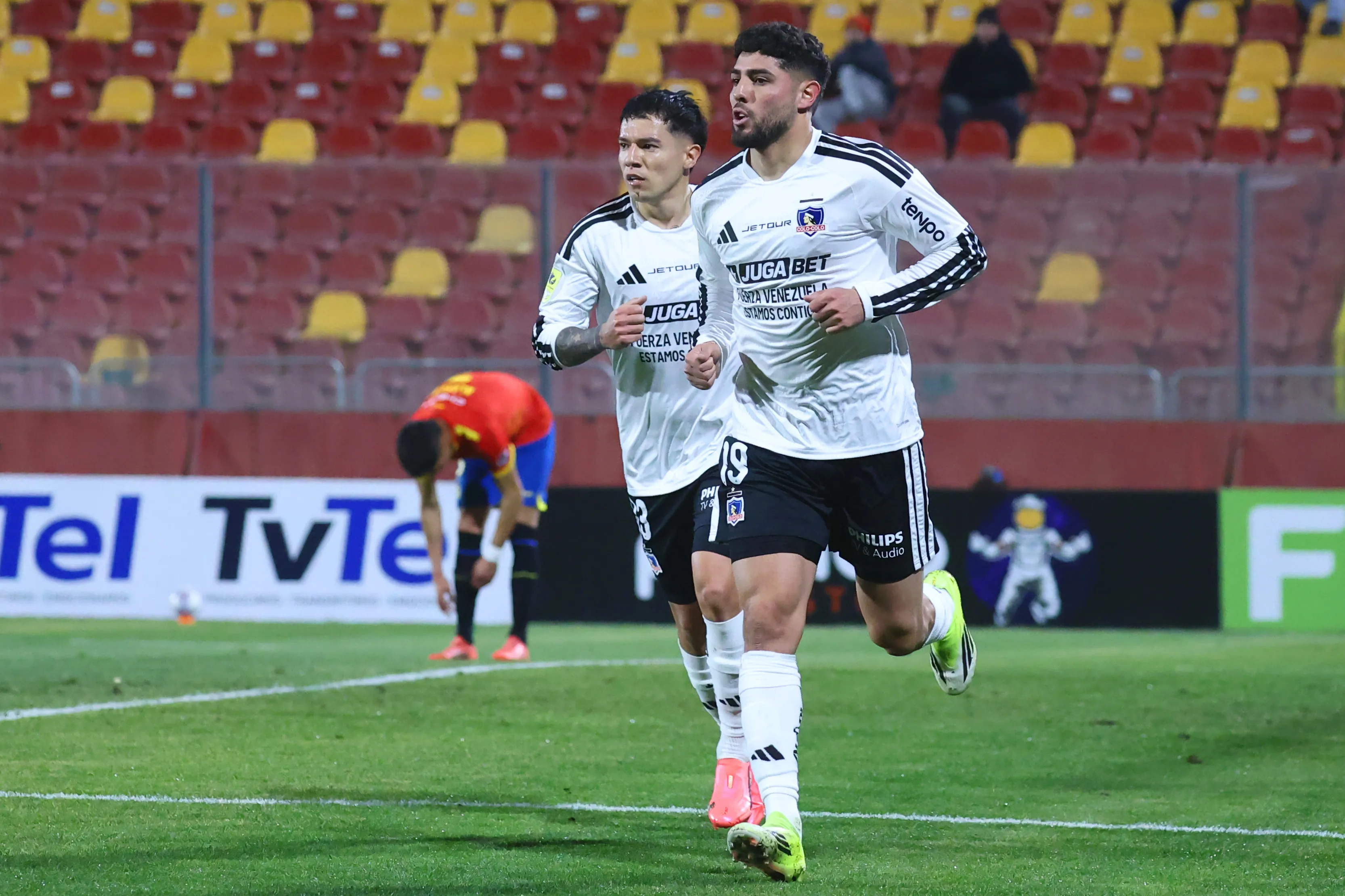 Maximiliano Romero marcó un doblete en Colo Colo vs Unión Española. 
