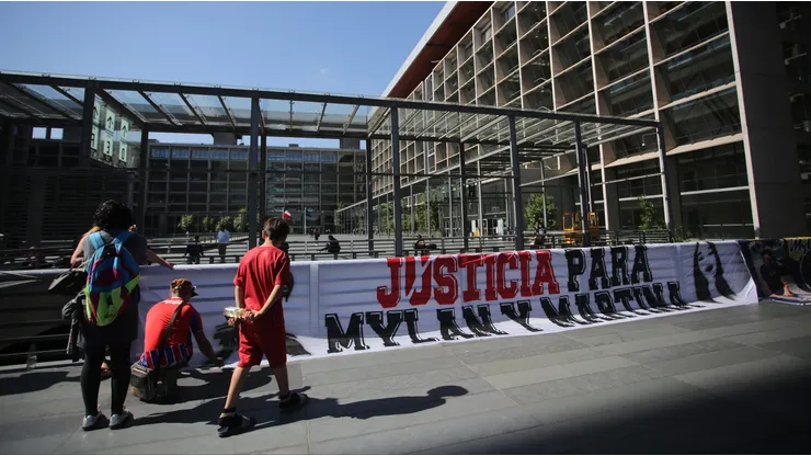 Caso Mylan y Martina: revisan las cautelares de carabineros formalizados.