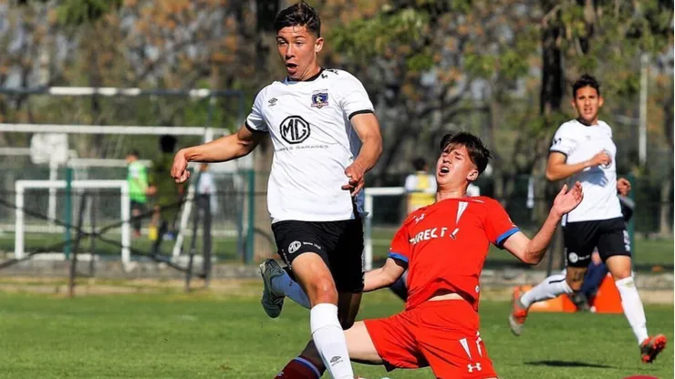 Felipe Loyola recordó su formación en Colo Colo durante la final del fútbol joven en La Florida.