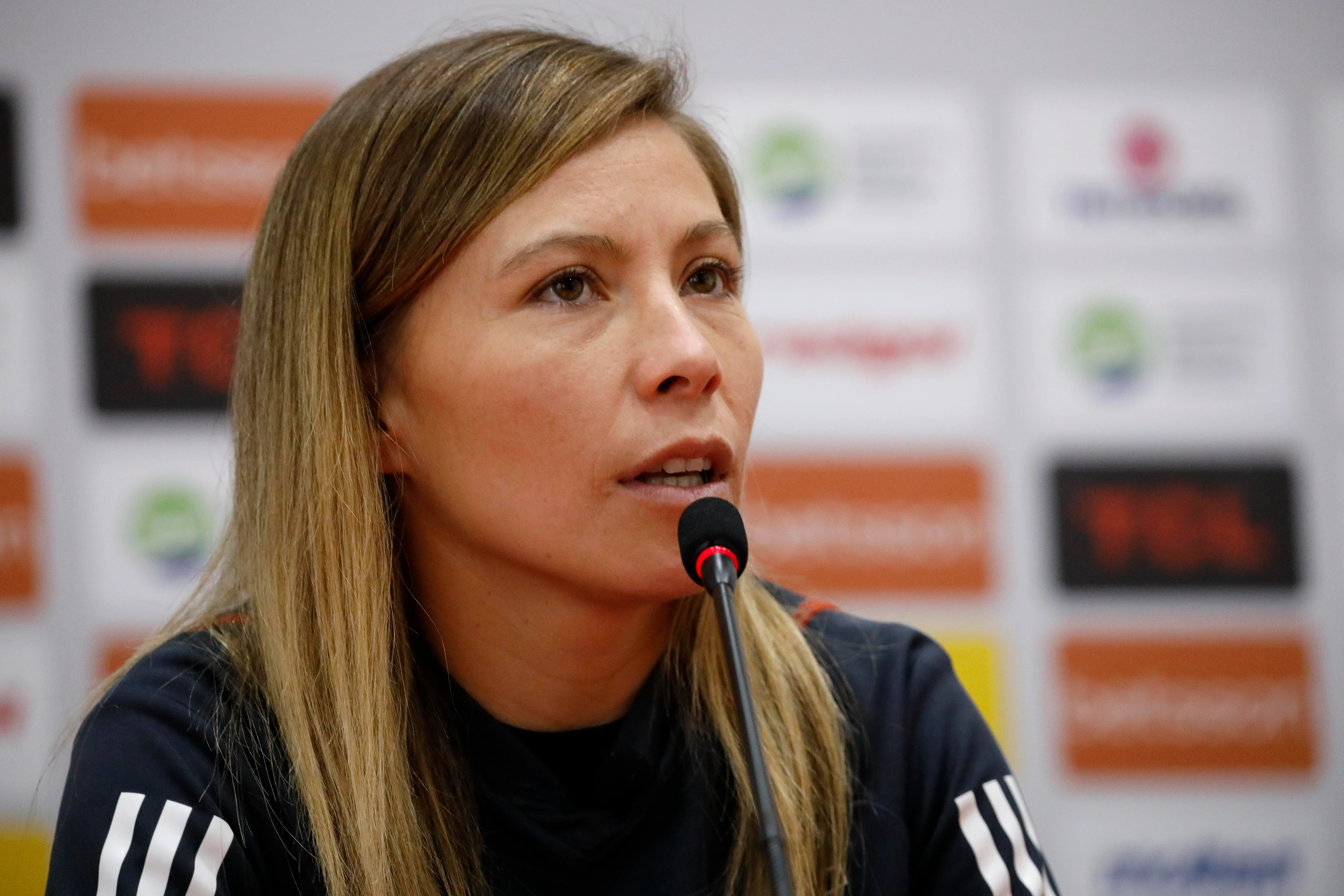 La capitana del Cacique compite para ser reina Guachaca.