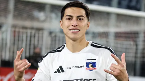 Jonathan Villagra renovó en Colo Colo hasta 2030.