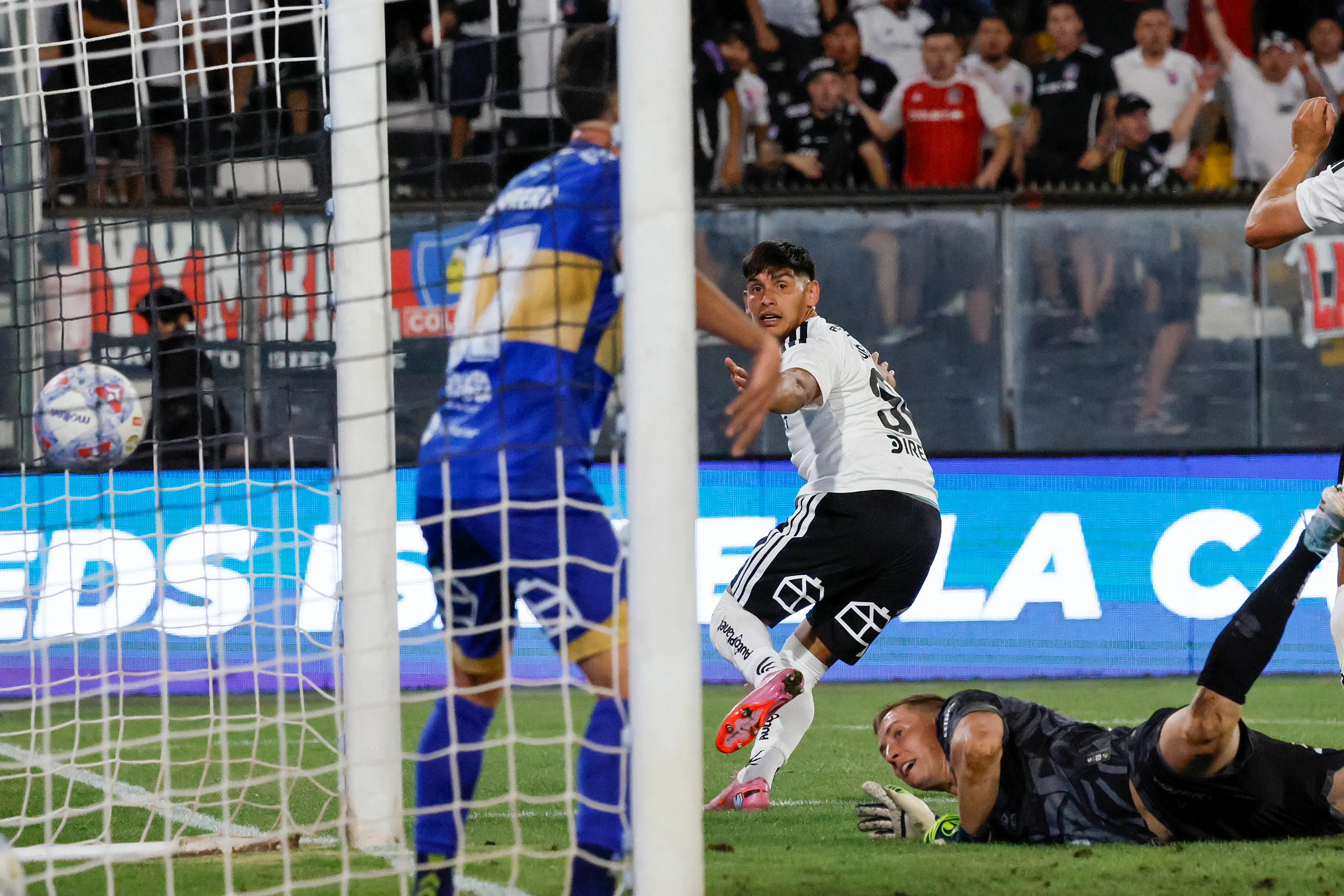 El primer gol de Yastin Cuevas.