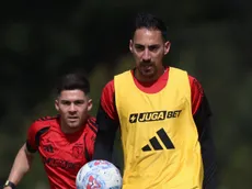 Correa se rinde ante los canteranos de Colo Colo y les hace especial promesa