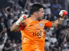 Fue ofrecido a Colo Colo: Los números de Juan Espínola en Barracas Central