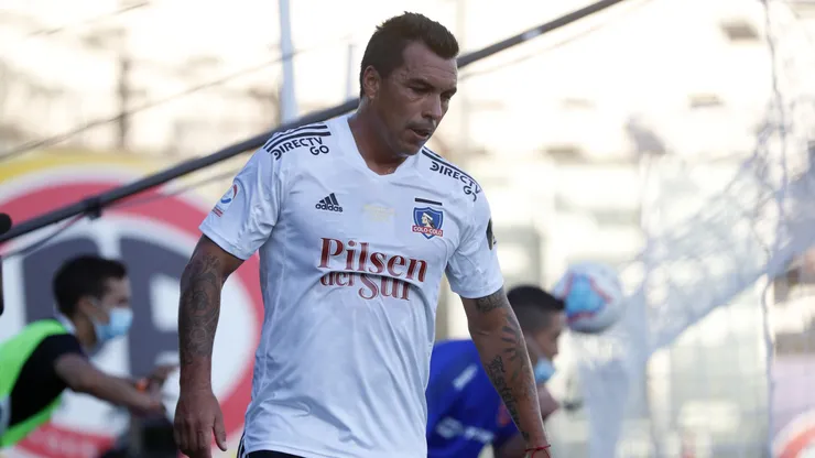 Esteban Paredes sufrió tras salir de Colo Colo.