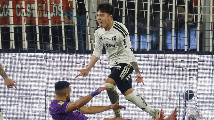 En Colo Colo confirman la renovación de contrato de Leandro Hernández.