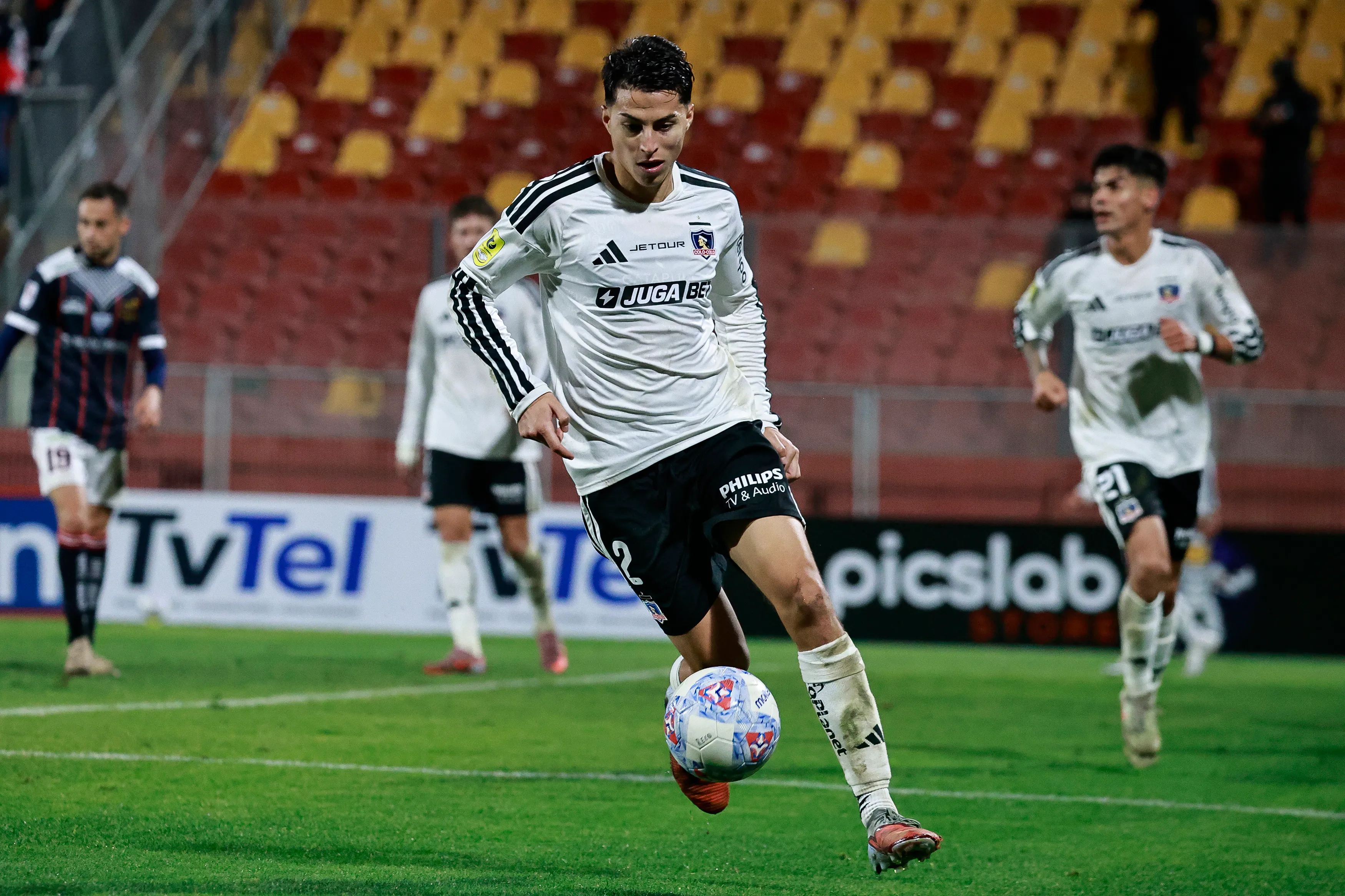 Jonathan Villagra asoma como tiular en Colo Colo ante Deportes Limache. Foto: Diego Martin/Photosport