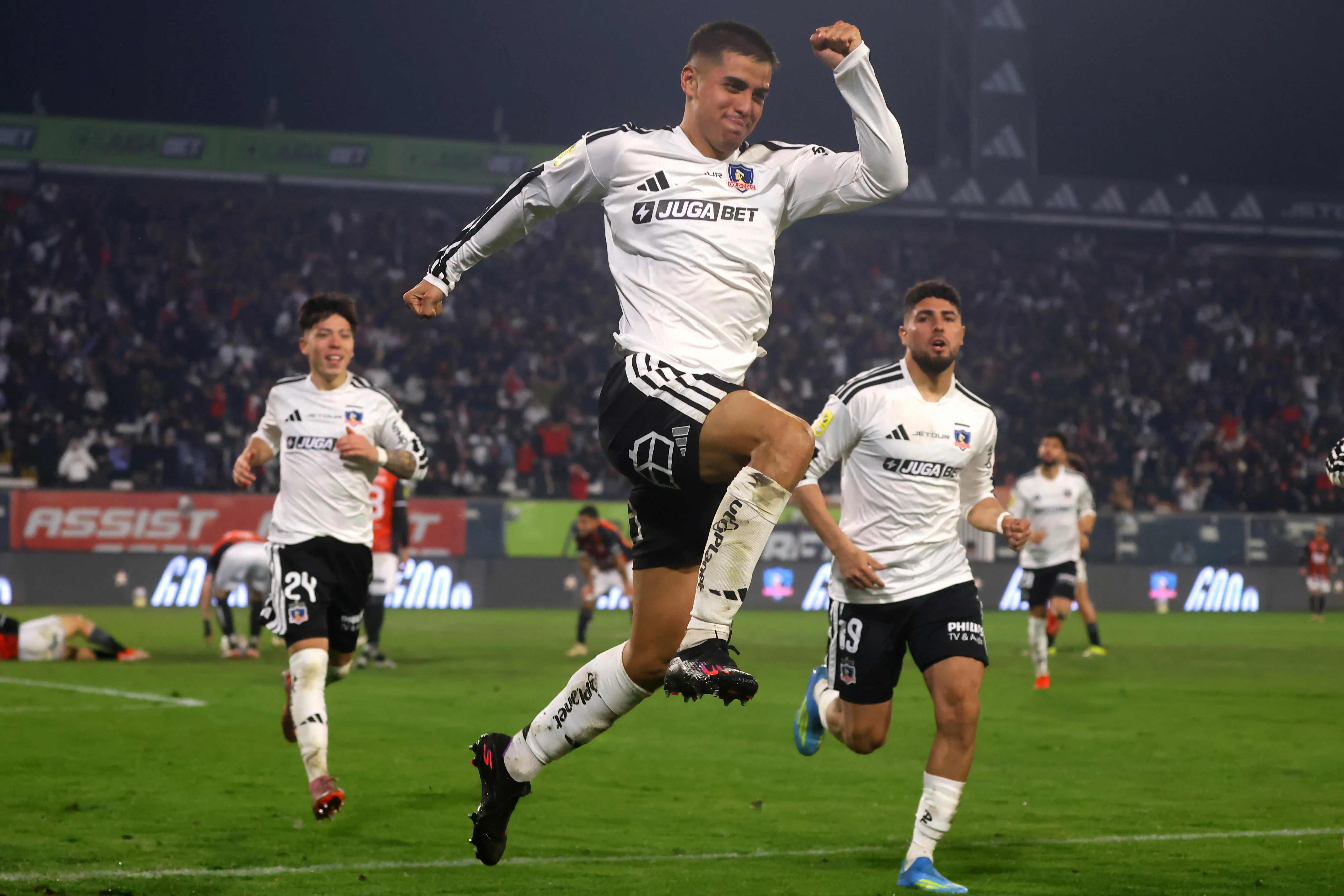Álvaro Madrid volvió a anotar para Colo Colo.Imagen: Jonnathan Oyarzun/Photosport