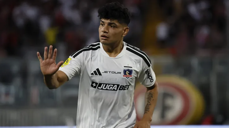 Claudio Aquino juega al misterio por su futuro en Colo Colo.