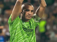 Macnelly Torres dice adiós al fútbol con dos ex Colo Colo de invitados