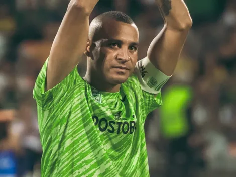 Macnelly Torres dice adiós al fútbol con dos ex Colo Colo de invitados