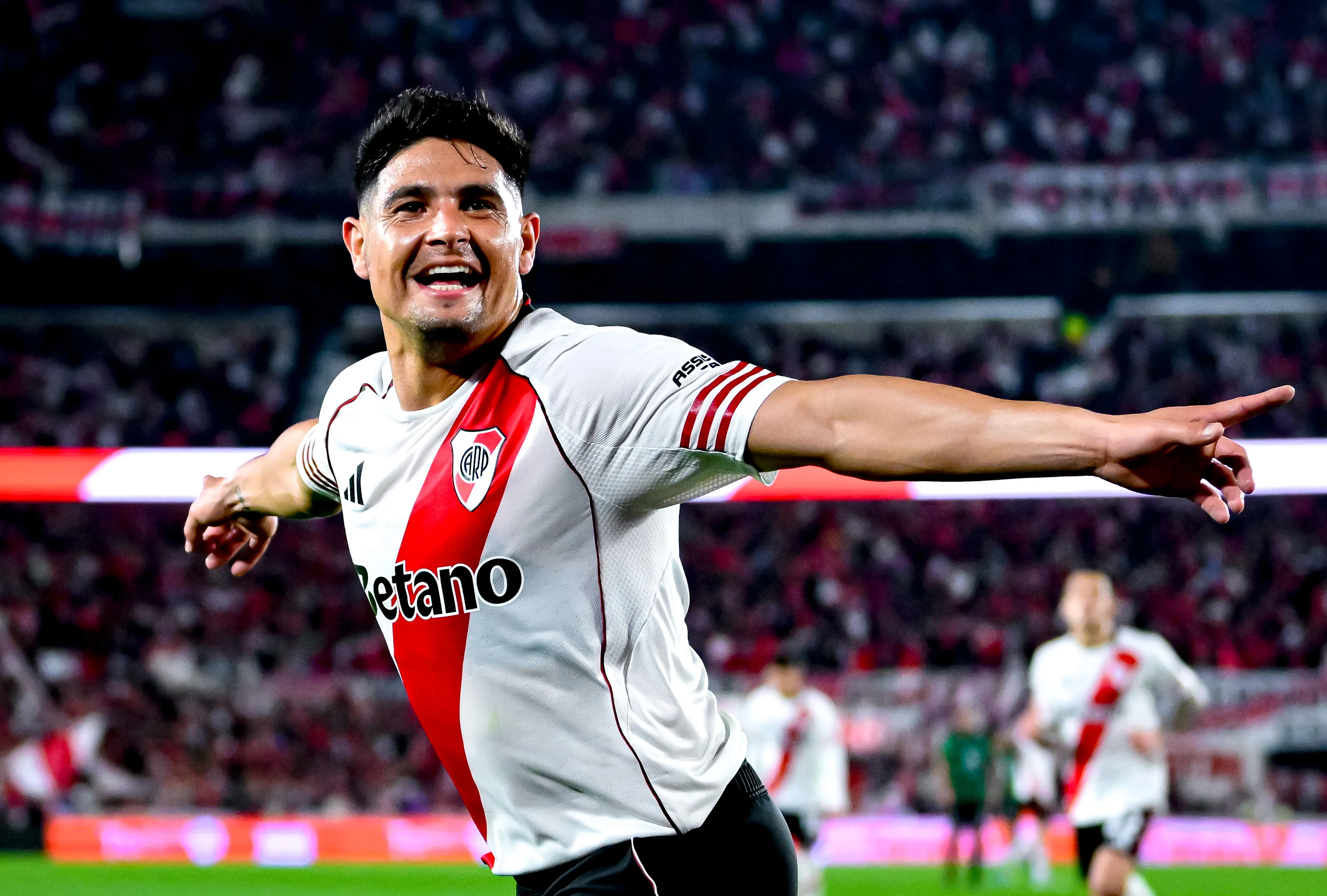 Radio ADN revela que Maximiliano Salas fue ofrecido a Colo Colo.
