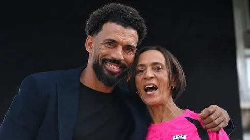 ¿Quién es la mamá de Vozinha? La historia que emocionó al mundo en el Mundial.
