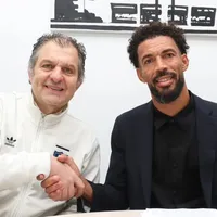 Oficial: ¡Vozinha ya es refuerzo de Colo Colo!
