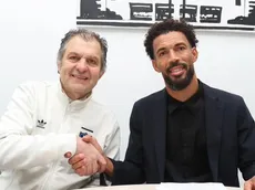 Oficial: ¡Vozinha ya es refuerzo de Colo Colo!
