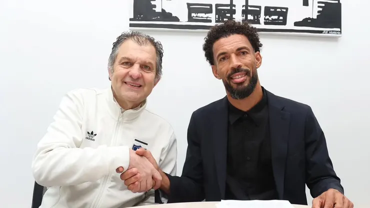 Oficial: Vozinha firma su contrato y se convierte en el primer refuerzo de Colo Colo