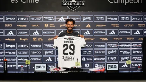 Locura por el refuerzo: Colo Colo saca a la venta colección de camisetas y poleras de Vozinha