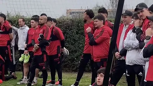 Primer equipo de Colo Colo llega a ver el empate de la Sub 20 ante la UC.