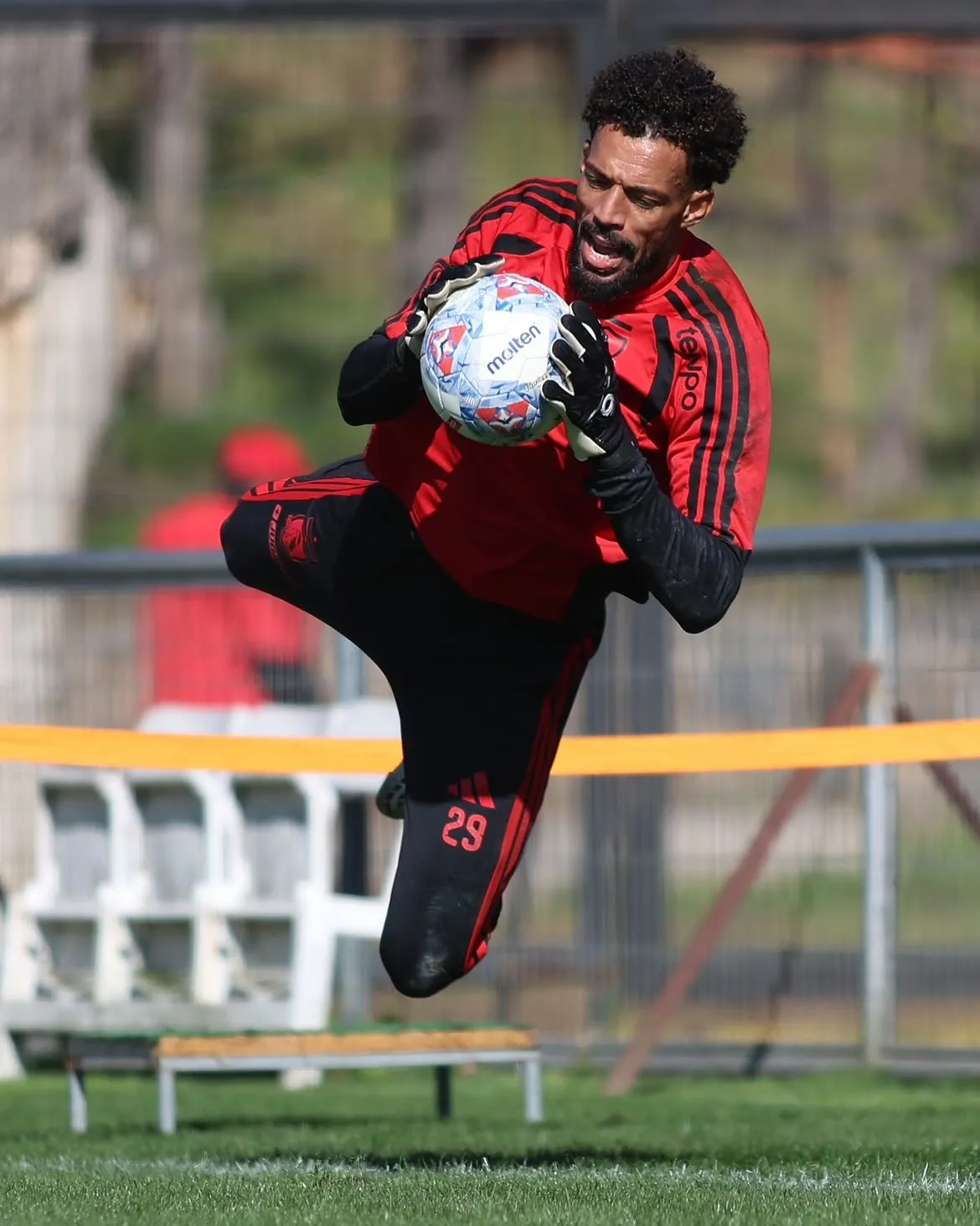 Vozinha vive sus primeros entrenamientos con Colo Colo.Imagen: Colo Colo Oficial