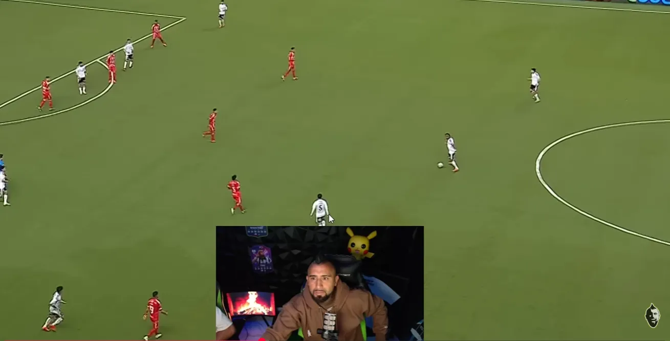 Arturo Vidal explica su posición en la cancha y cómo juega Colo Colo.