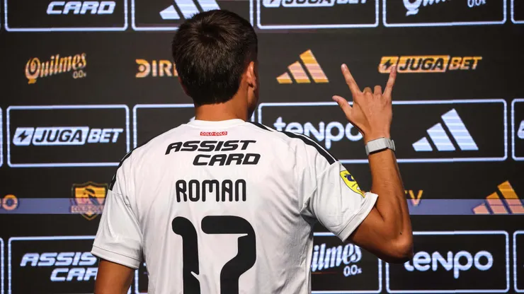 Iván Román revela por qué eligió el dorsal 17 tras ser presentado como refuerzo de Colo Colo.