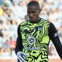 ¿Por qué no fue expulsado Carabalí en el penal a Maxi Romero?