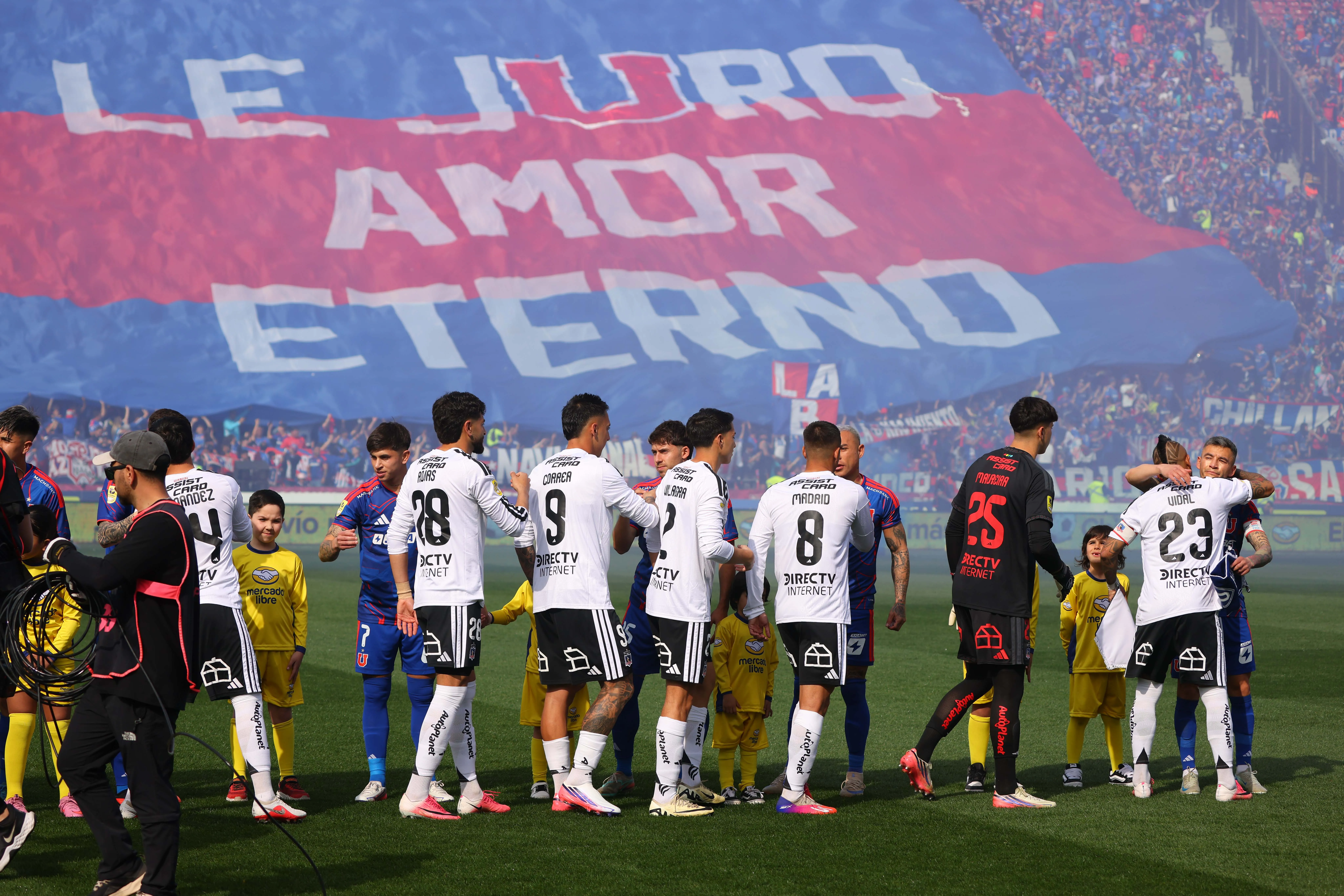 Colo Colo triunfó en el Superclásico 200. Imagen: Photosport.