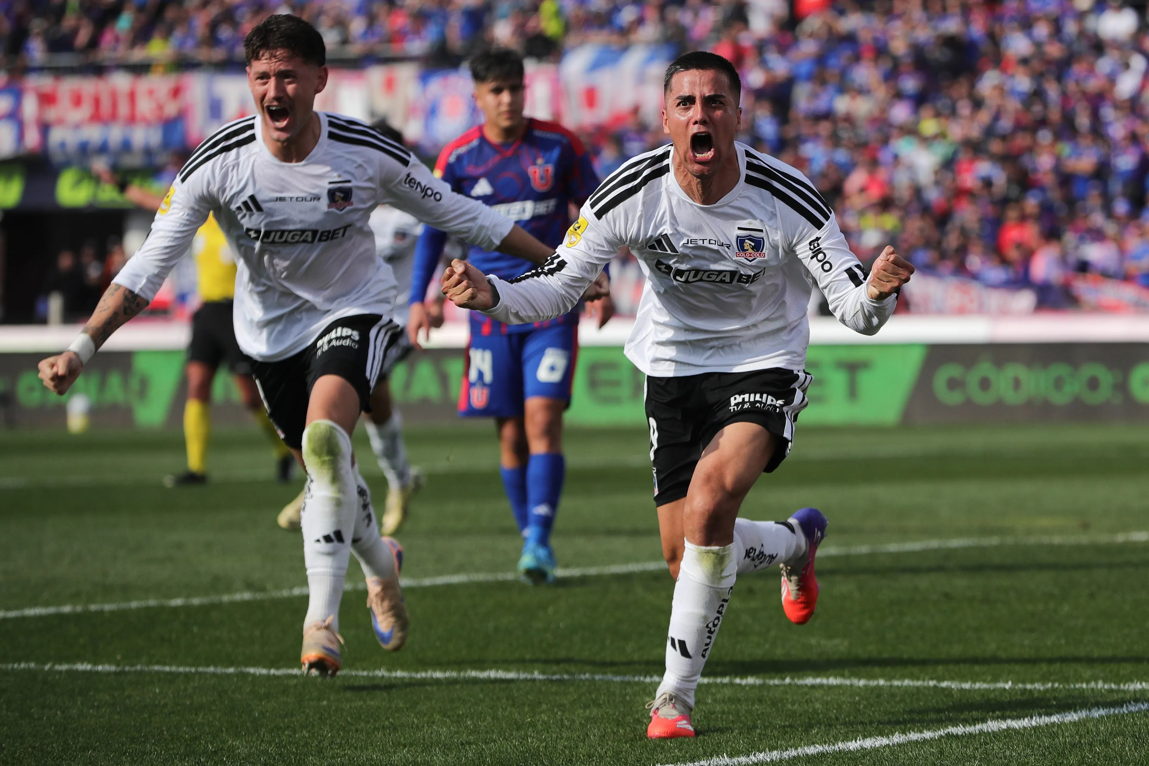 Colo Colo triunfó en el Superclásico 200. Imagen: Photosport.