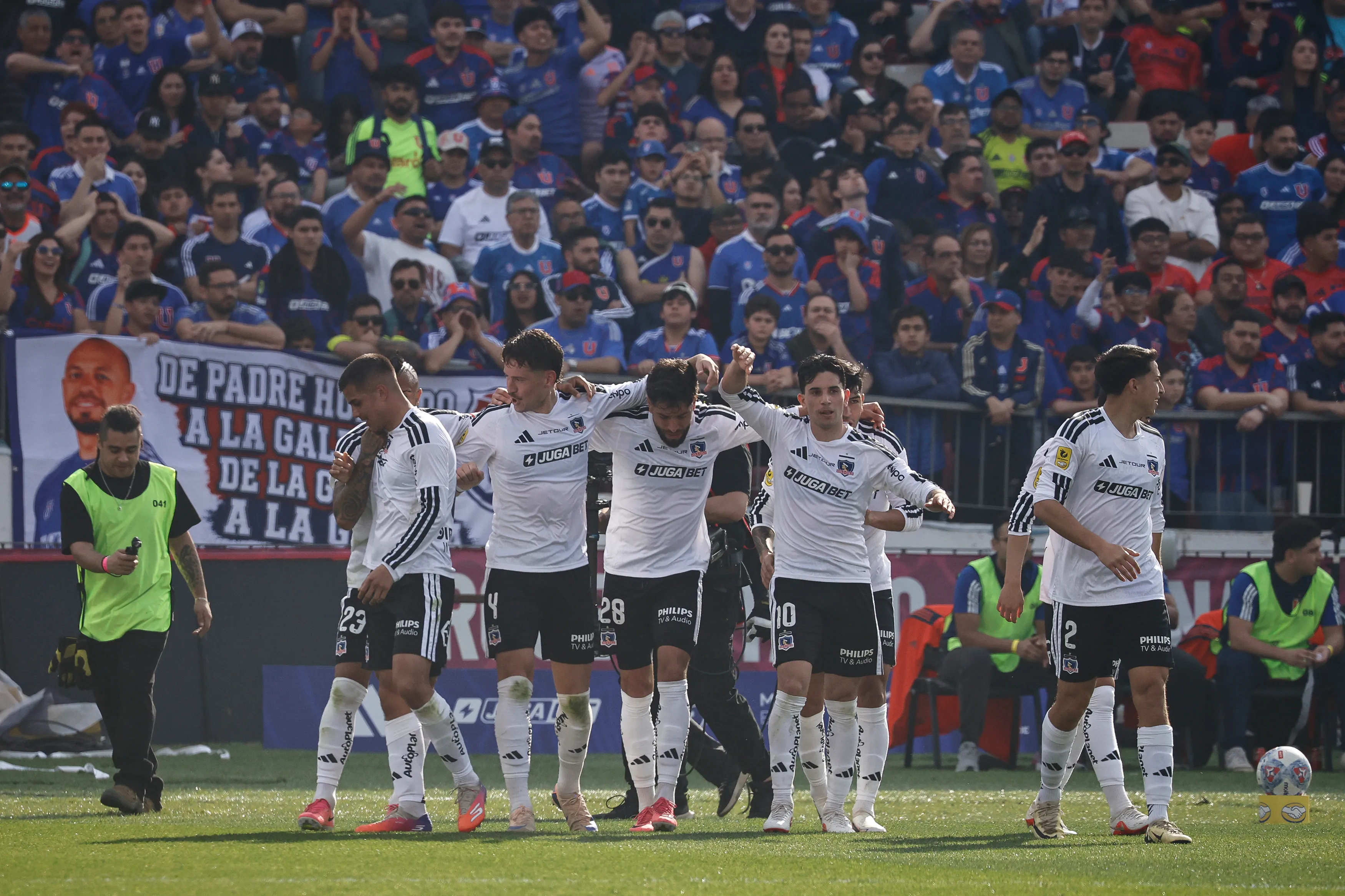 Colo Colo triunfó en el Superclásico 200. Imagen: Photosport.