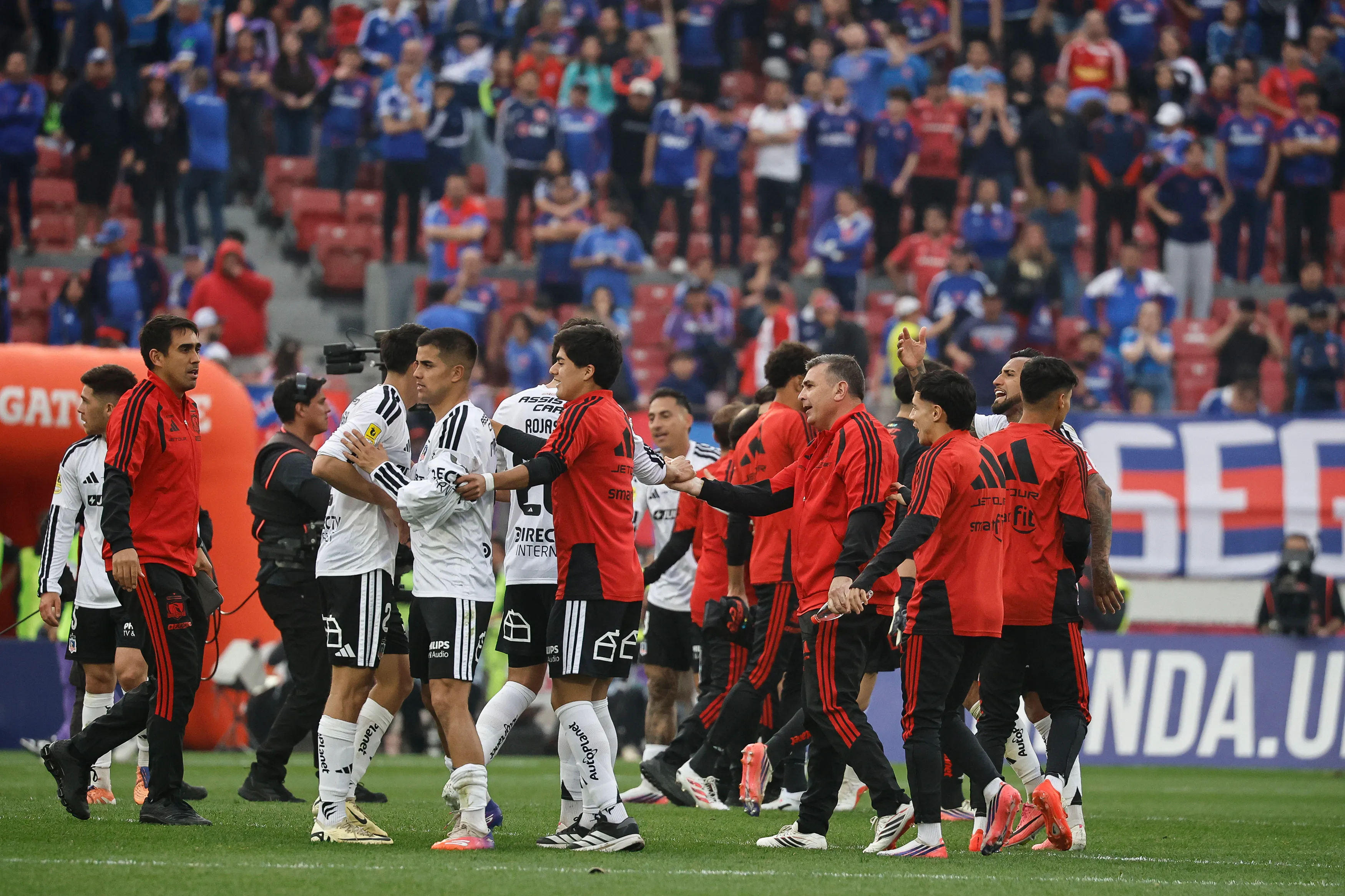 Colo Colo triunfó en el Superclásico 200. Imagen: Photosport.