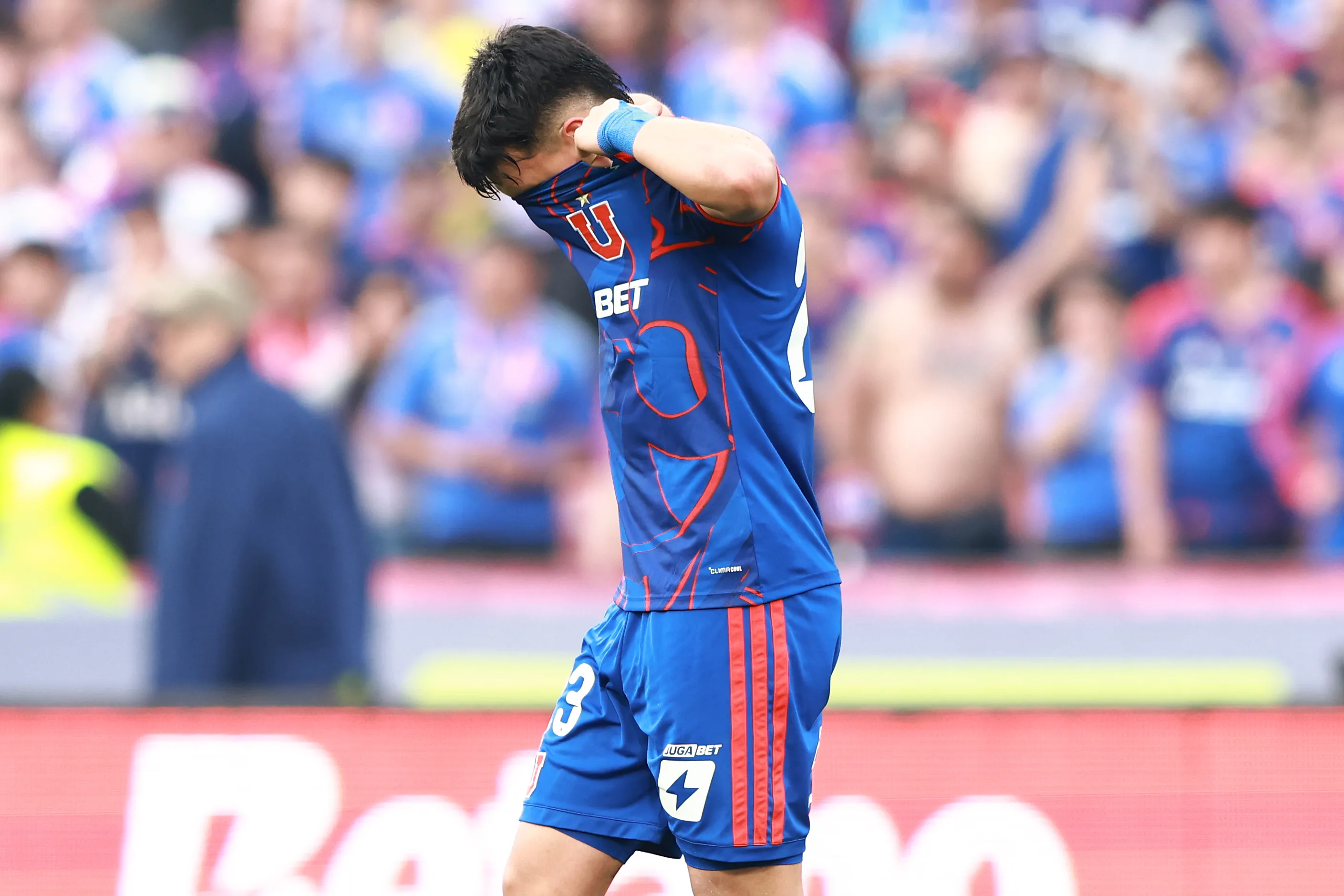 Colo Colo triunfó en el Superclásico 200. Imagen: Photosport.