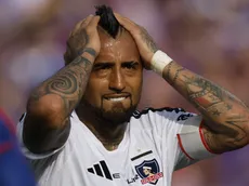 La graciosa reacción de Arturo Vidal por su chascarro en el Superclásico