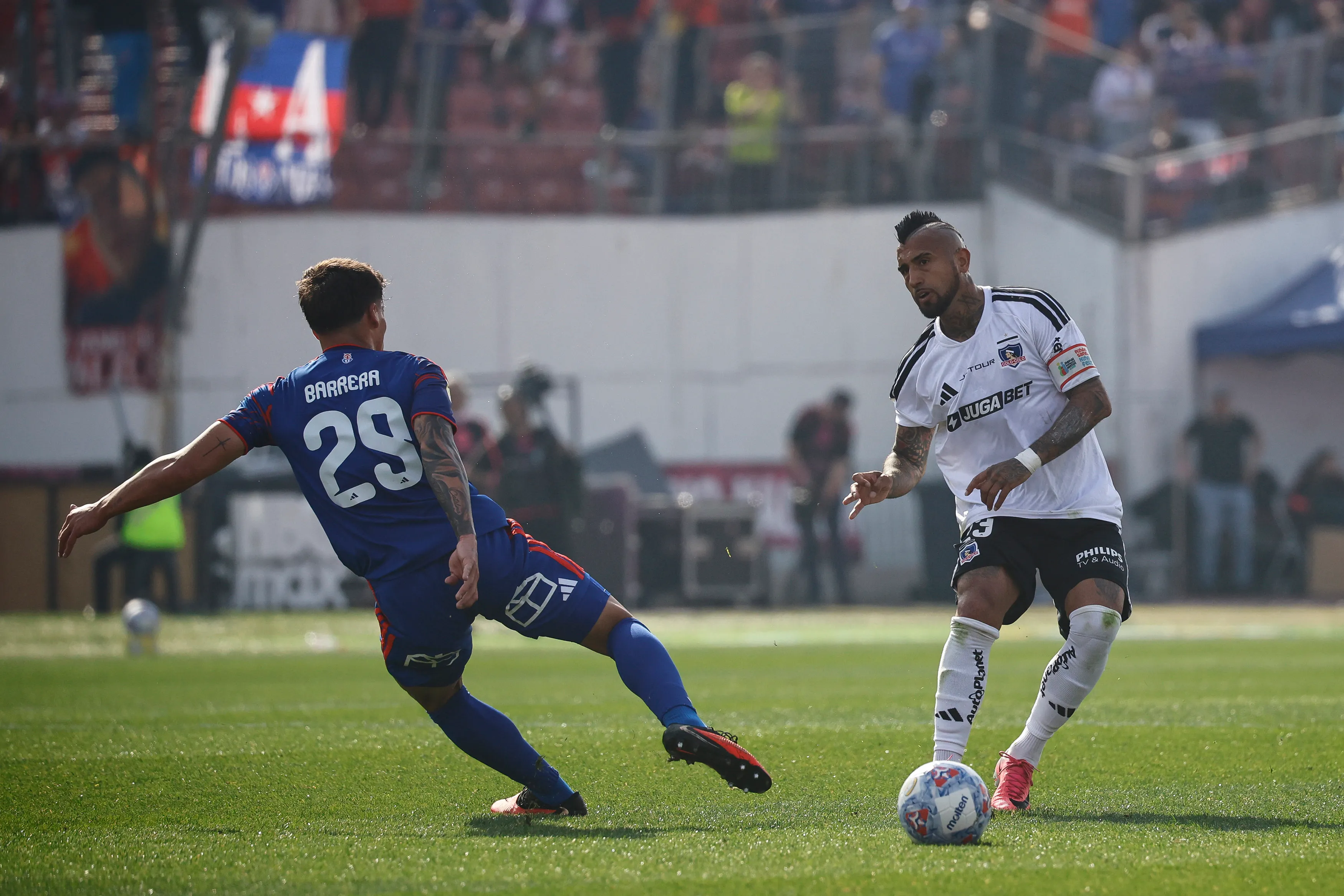 La emotiva arenga de Arturo Vidal previo al Superclásico. 