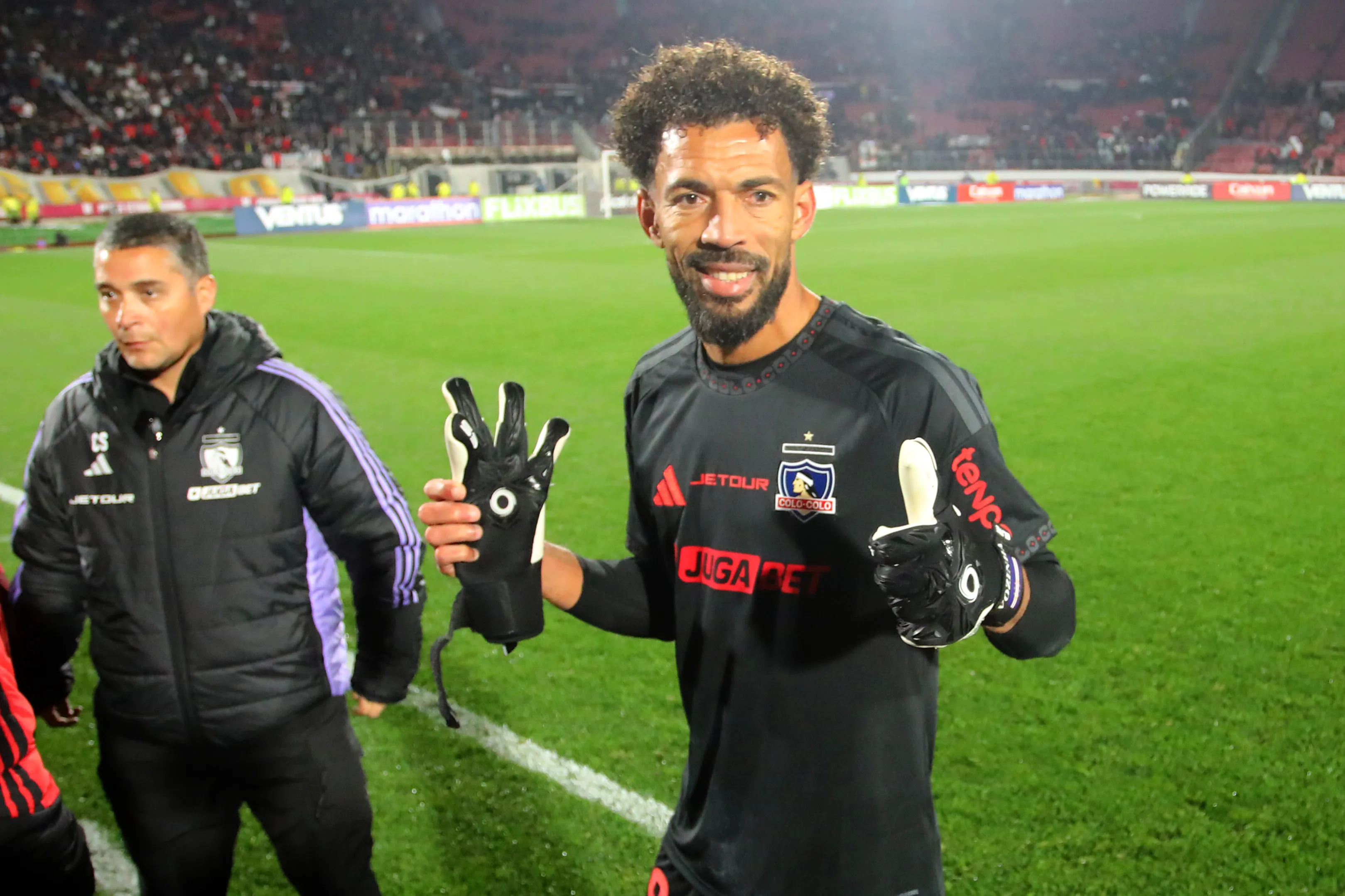 Vozinha tuvo su debut en Colo Colo frente a Unión Española | Foto: Photosport