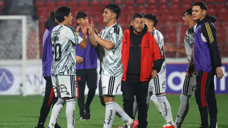Destacan a los juveniles de Colo Colo que jugaron ante Unión Española.
