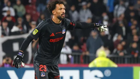 Vozinha asoma como titular en Colo Colo vs Huachipato.