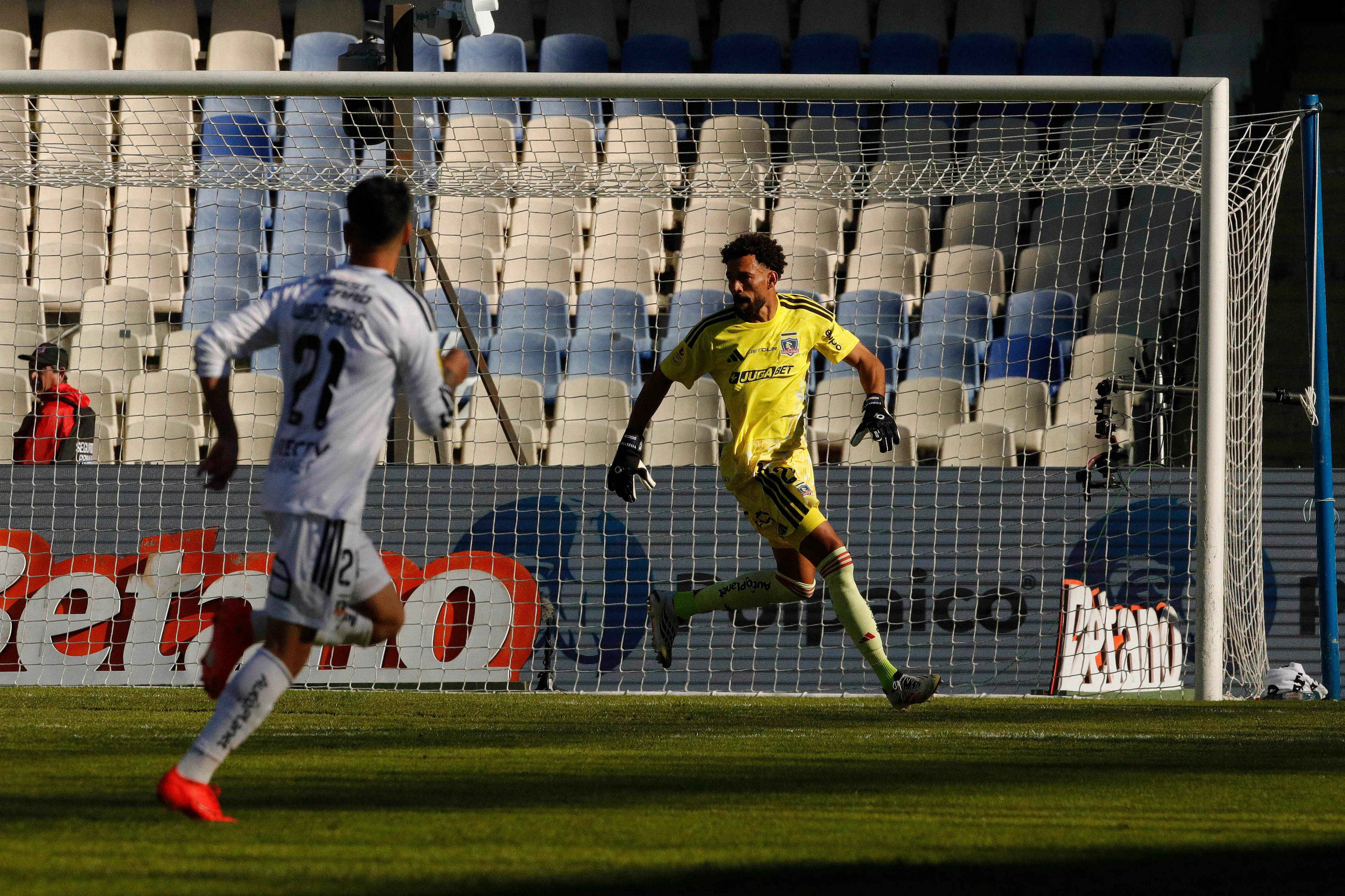 Colo Colo no pudo ante Huachipato. Imagen: Photosport.