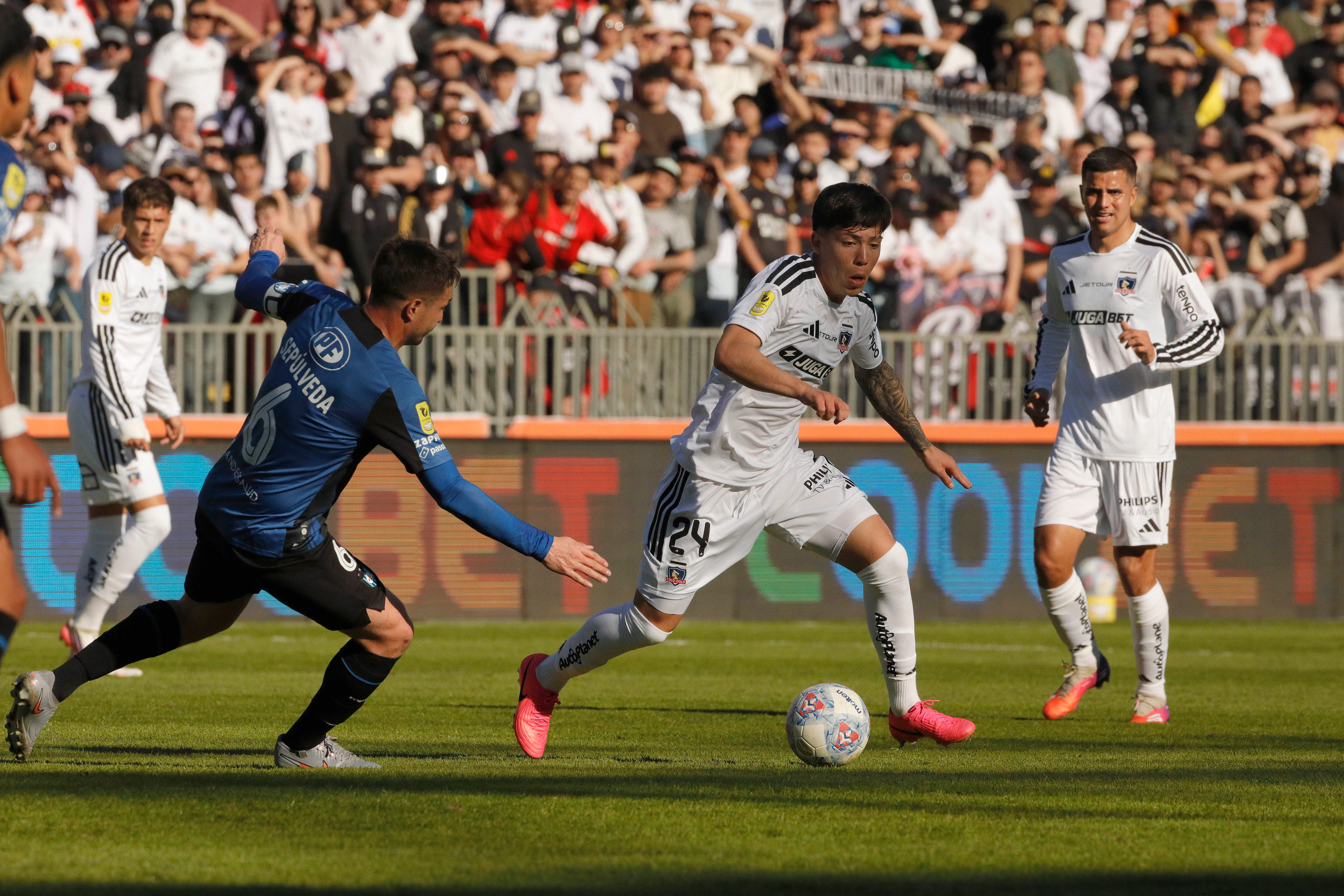Colo Colo no pudo ante Huachipato. Imagen: Photosport.