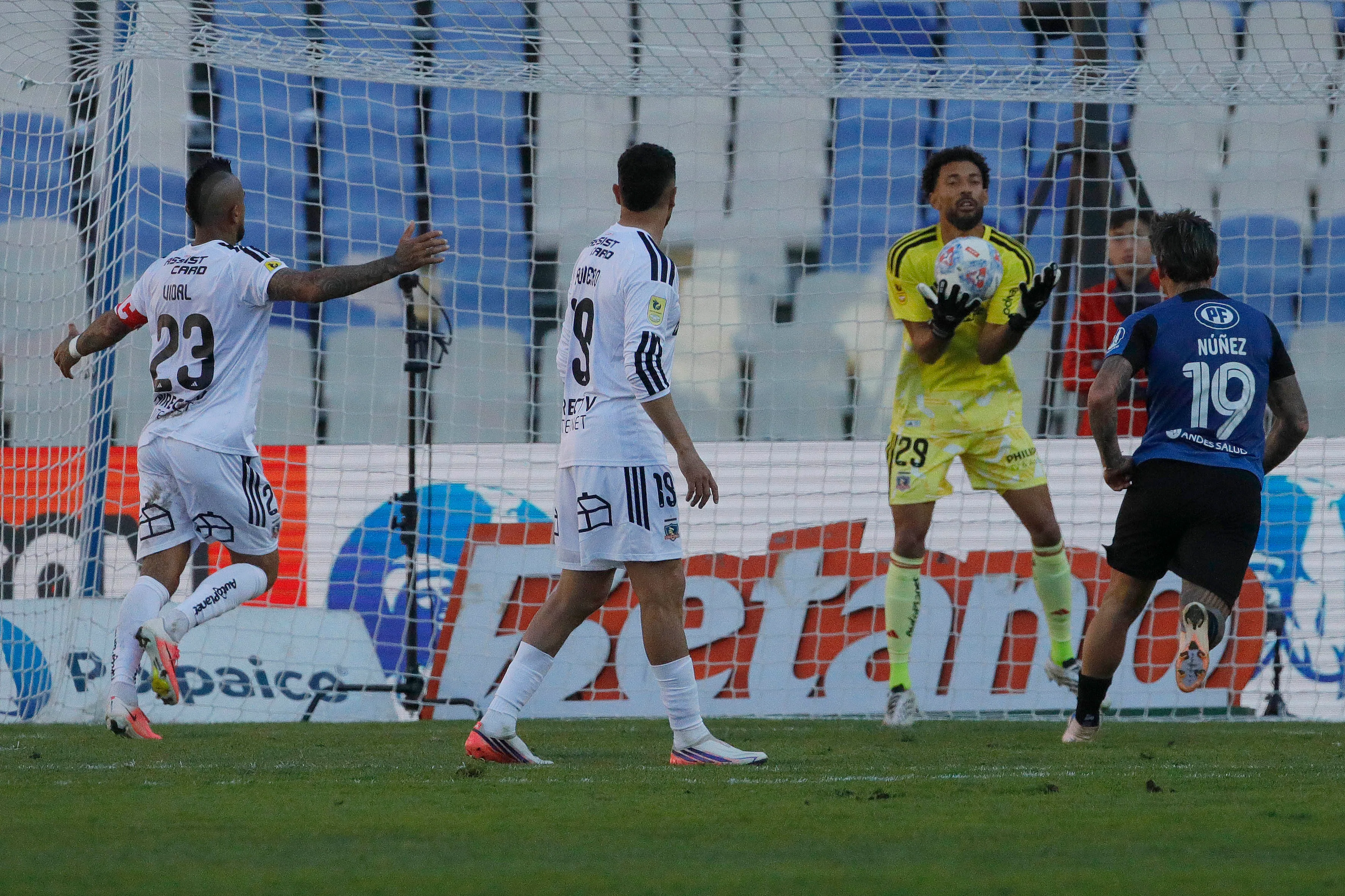 Colo Colo no pudo ante Huachipato. Imagen: Photosport.