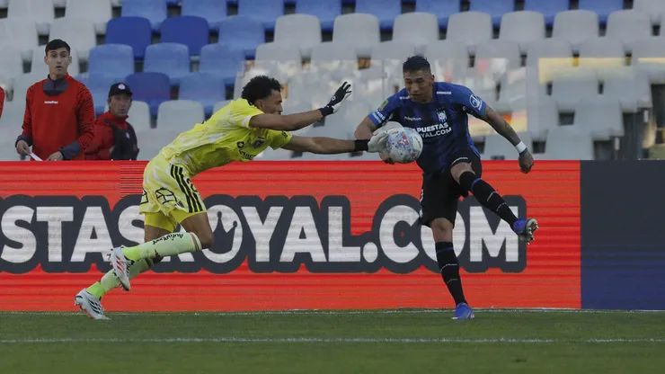 La lapidaria opinión de Claudio Bravo por el nivel de Vozinha en Colo Colo.