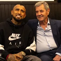 Mirko Jozic entrega consejos a Vidal para el final de su carrera