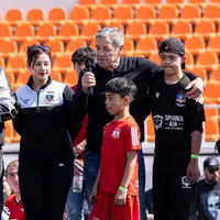 La nueva emoción de Jozic al compartir con niños de Colo Colo