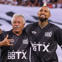 El consejo de Carlos Caszely a Arturo Vidal por su renovación en Colo Colo