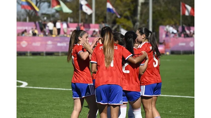 Goleada de Chile Femenino a Venezuela en los Odesur.