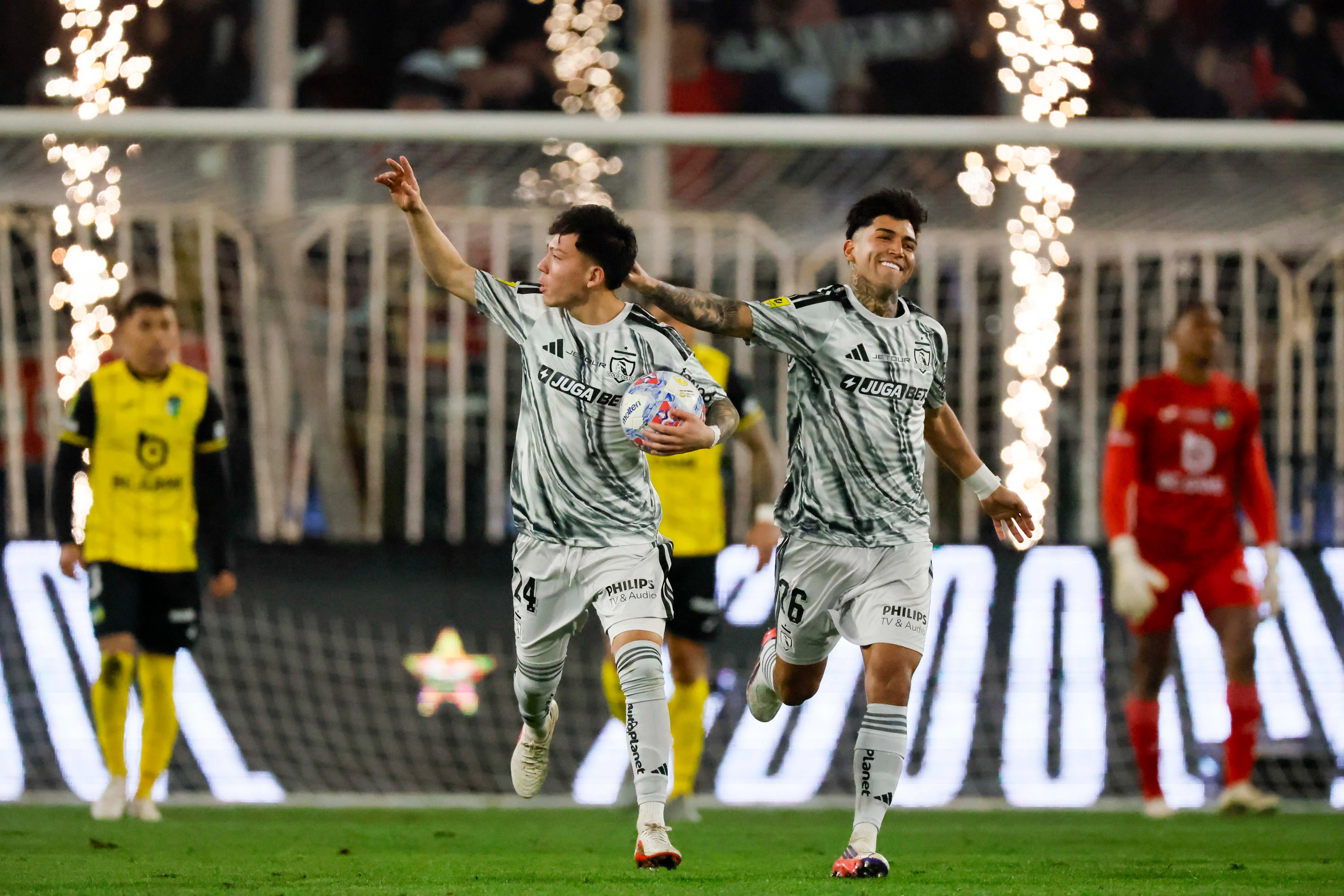 Leandro Hernández y la paya ganadora en Colo Colo. Imagen: Andres Pina/Photosport