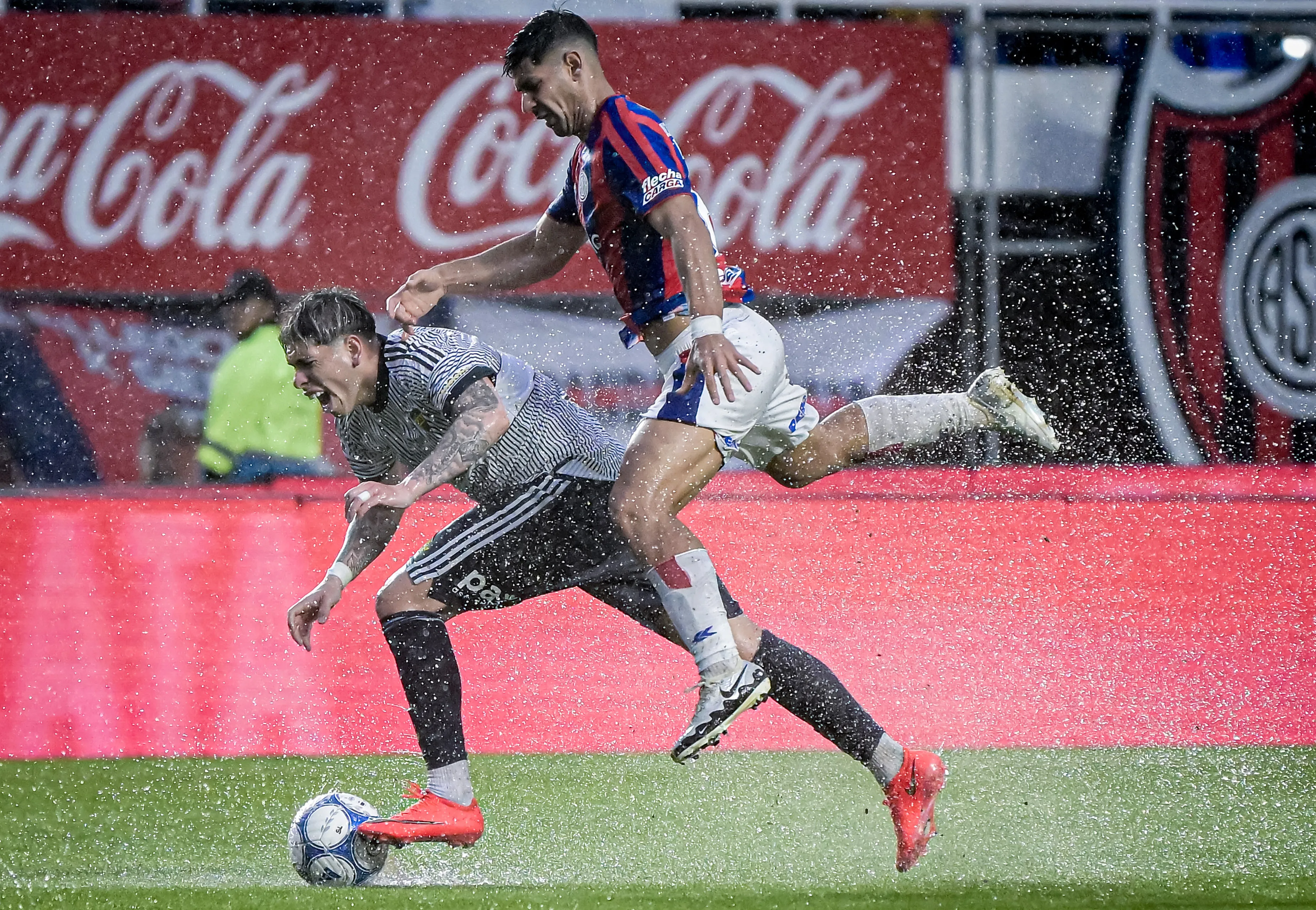 Carlos Palacios sumó minutos en la victoria de Boca. Imagen: Marcelo Endelli/Getty Images