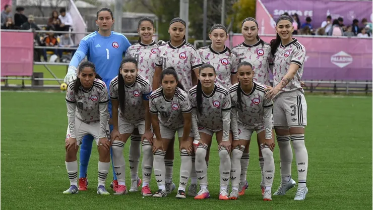Chile Femenino enfrenta a Paraguay por los Odesur.